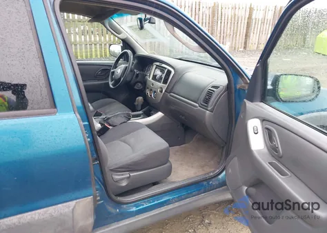 2005 Mazda Tribute I из США, поврежденный, VIN 4F2YZ02Z55KM11474